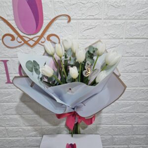 B-5 Bouquet 10 Tulipanes & papel coreano