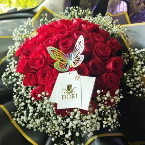 B-25 Bouquet Rojo & Mariposa