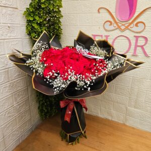 B-25 Bouquet Rojo & Mariposa