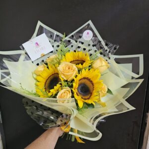 B-4 Bouquet Luz