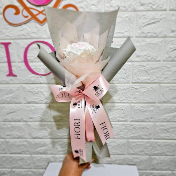 E-1 Rosa Eterna bouquet 1 Rosa.